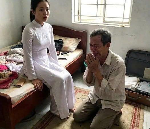 Tôi 25t Cưới Ông Lão 70t Để Trả Ơn – Đêm Đông Phòng Ông Bật Khốc Và Cầ/u X/in Tôi Một Điều Khiến Tôi Ch/ế/t Lặng…
