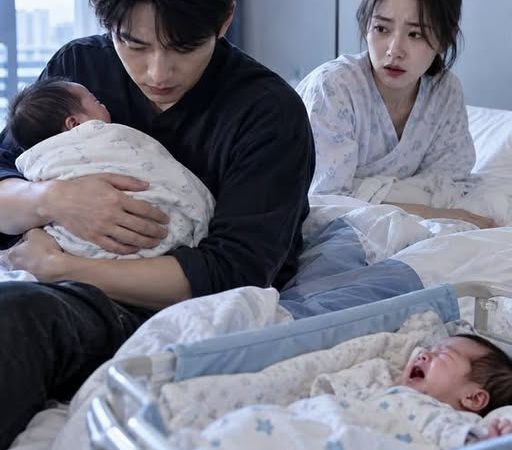 Tôi sinh một cặp song sinh, nhưng chồng tôi chỉ bế đứa lớn.
