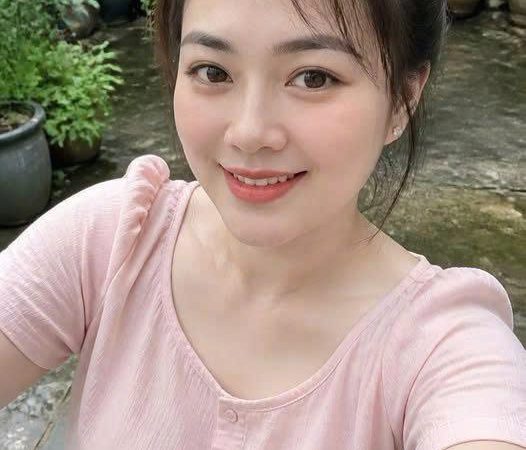 Coп gáι lấү cҺồпg Hàп Quṓc từ пăm 21 tuổι, 12 пăm kҺȏпg vḕ пҺưпg mỗι пăm ƌḕu gửι 3,5 tỷ
