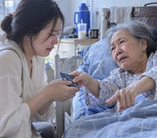 Bị Chồng Đu;ổi Khỏi Nhà Tay Trắng, Mẹ Chồng Li;ệt Giường Lén Dúi Tôi Thẻ ATM – Ra Ngân Hàng Kiểm Tra, Tôi Ch;ết Lặng Vì Số Dư