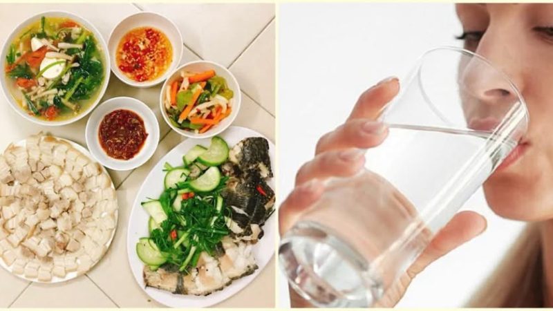 Có nên uống nước trong khi ăn cơm? 4 điều cần biết