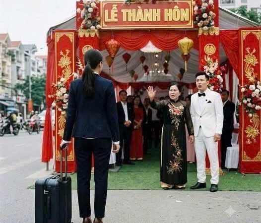 Đi làm ăn xa nhà, ngày trở về định tạo bất ngờ cho gia đình chồng nhưng chính bản thân lại là người b;ất ng;ờ